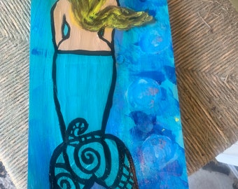 RhondaK Handpainted blue green mermaid on driftwood like Wood 7” x 16”with bubbles