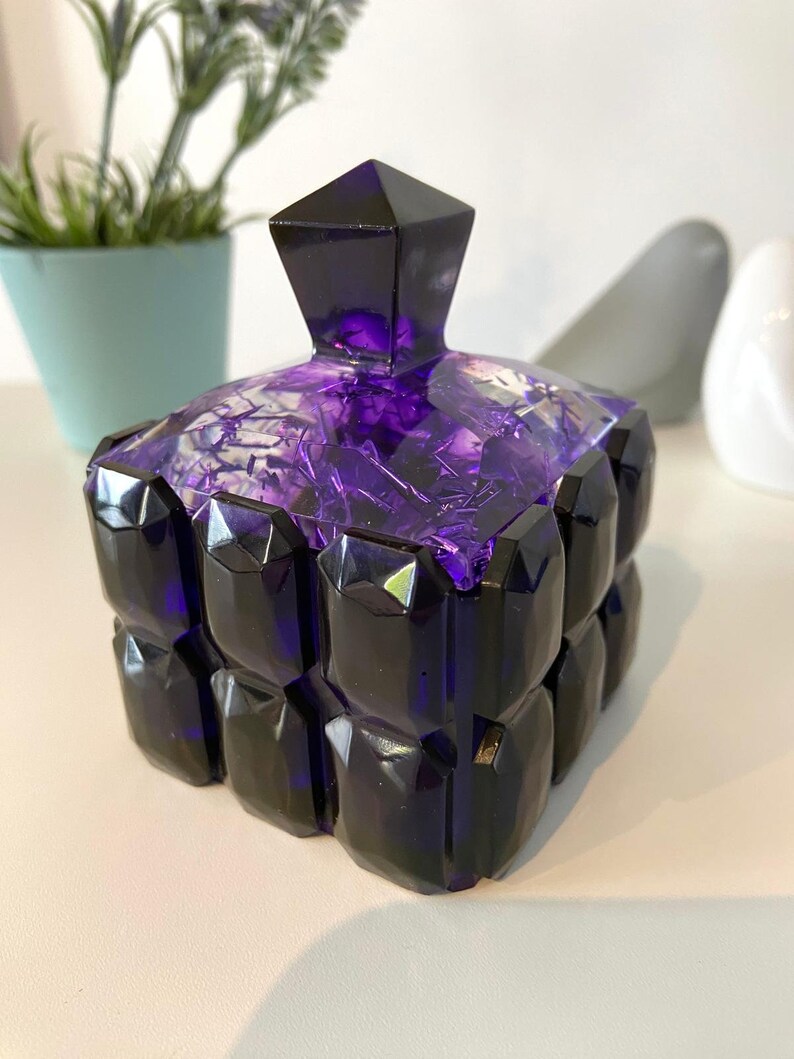 Boite à bijoux forme carrée Violette