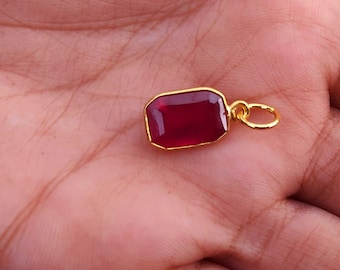Pendentif Cœur En Or 18k Serti D'un Rubis Synthétique - Collier Mi-long - Occasion