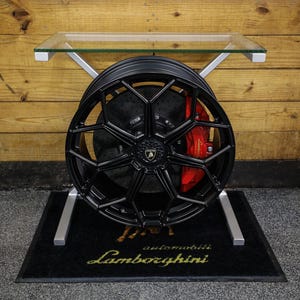Lamborghini Aventador SVJ Wheel Table