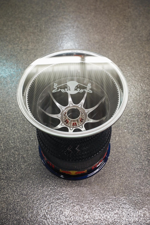 Max Verstappen F1 Wheel Table
