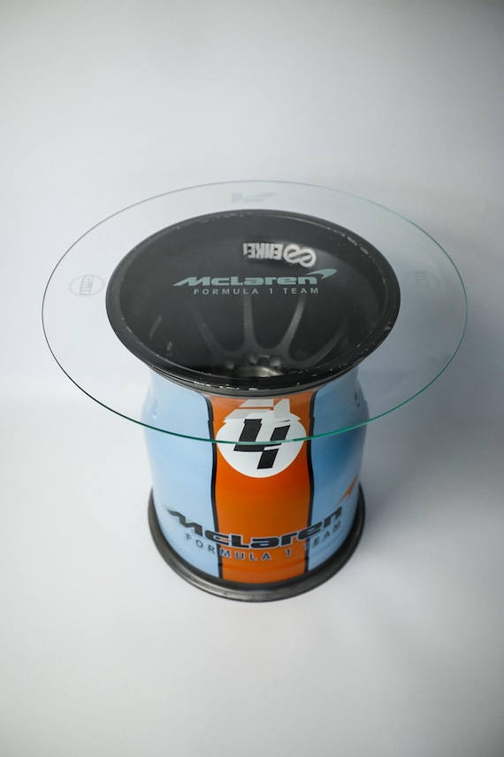 McLaren F1 Gulf Wheel Table