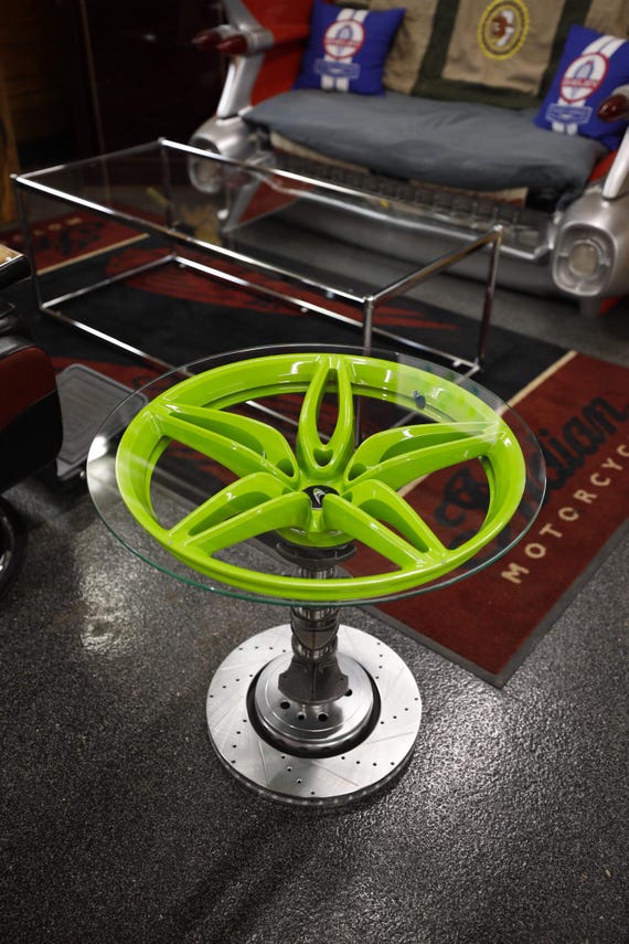 McLaren 570s Wheel Table