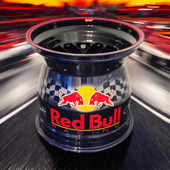 Max Verstappen 2025 F1 Wheel Table