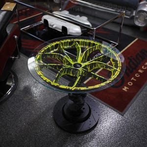 McLaren 720s Wheel Table
