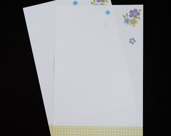 Floral and Gingham, stationery set, 5.5 x 8.5, writing set, handwritten letters, 30 pieces, lined, unlined, pen pal, snail mail, fun flowers