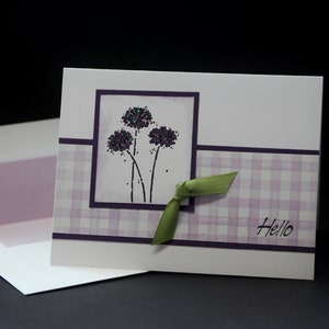 Trio de fleurs, simple carte de souhaits avec doublé l’enveloppe, n’importe quelle occasion, toutes les occasions, Bonjour, obtenez bien, félicitations, pense à toi,