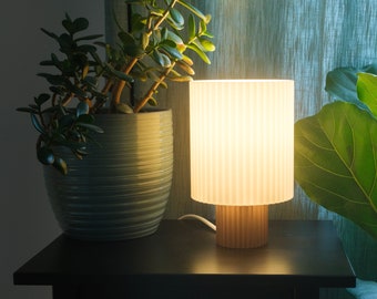 Wavy Brown Table Lamp