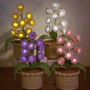 Luminária de flor de lírio de crochê em vaso, luminária de lírio do vale, presente de flor artesanal, cartão-presente personalizado, decoração de casa, aniversário, presente de Natal
