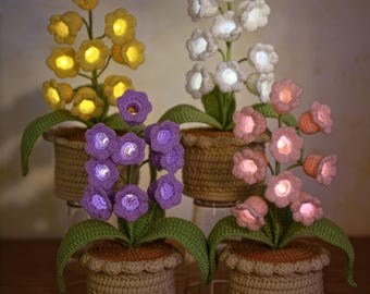 Crochet Lily Flower in Pot Lamp, Lily of the Valley Light, Handmade Flower Gift, Custom Gift Card, Home Decor, Birthday, Christmas Gift