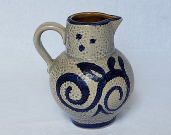 Pitcher Scheurich Westdeutschland 418-14. Aus blauem Sandstein. Jahrgang 1960.