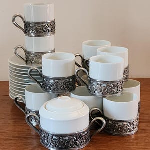 Service à café en étain (D'occasion) à Pampigny pour CHF 16 – avec