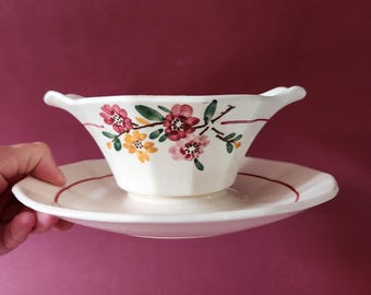 Old Sarreguemines sauce boat, Bitche model