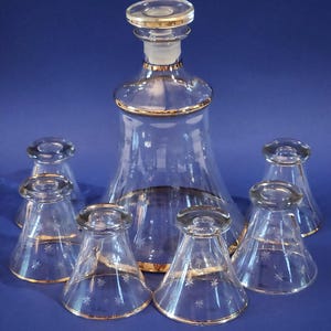 Liqueur carafe and its 6 vintage glass glasses