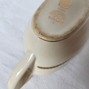 Old sauceboat in opaque porcelain from the French manufacturer Digoin Sarreguemines. Turenne model. image 7