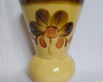 Vintage French earthenware vase from the French manufacturer of Gien, Bamako model.