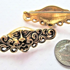 1 Vintage BROOCH - Face BLOWING the WIND - 2 Available in Gold