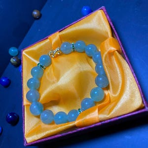 Lucky 18k Gold Small Pixiu Piyao. Light Gray-White Onyx beads