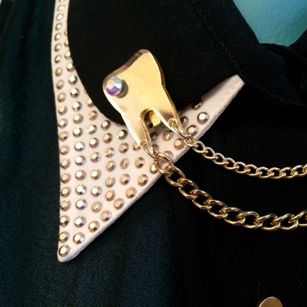 Gold Tooth Collar Clip