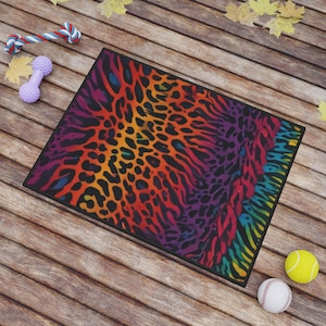 Vibrant Animal Print Pet Mat: Non-Slip Dog/Cat Bowl Mat (18x24)