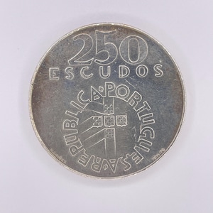 Portugal 250 escudos, 1976