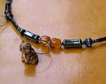 Cats  Necklace and Earrings   --  etsyBead, paganteam, WWWG, trashionteam, OlympiaEtsy, GeekGirls, FunkyAlternativeJewelry, HandmadeJewelry