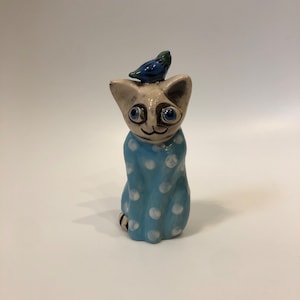 Handmade ceramic cat figurine, colorful and vibrant cat sculpture, great for decoration and gift. Sculpture of animals, pets