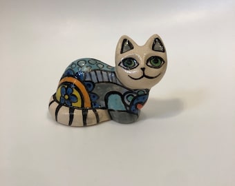 Handmade ceramic cat figurine, colorful and vibrant cat sculpture, great for decoration and gift. Sculpture of animals, pets