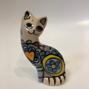 Handmade ceramic cat figurine, colorful and vibrant cat sculpture, great for decoration and gift. Sculpture of animals, pets