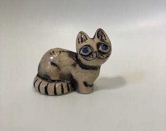 Handmade ceramic cat figurine, colorful and vibrant cat sculpture, great for decoration and gift. Sculpture of animals, pets