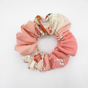 Kawaii Pink Floral Simple Handmade Vintage Silk Kimono Scrunchie immagine 12