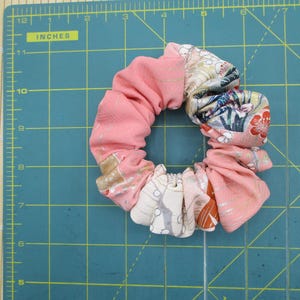 Kawaii Pink Floral Simple Handmade Vintage Silk Kimono Scrunchie immagine 15