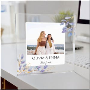 Custom Best Friend Picture Frame, Acrylic Gift with Names, Friendship Keepsake, Custom Floral Photo Display.