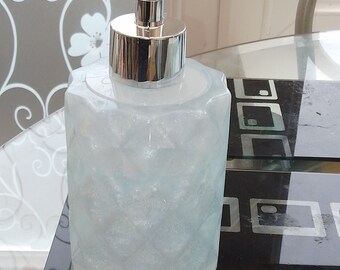 liquid soap dispenser handmade in resin