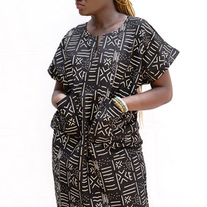 African Print Boubou Gown / Opulent Boubou Ensemble / Celebration Attire / Unique Boubou Creation / Sophisticated Aunty  Aesthetic