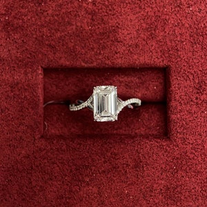 2.0 CT Emerald Cut D VVS2 Lab Grown Diamond Solitaire Engagement Ring Twisted Vain Pave Engagement Ring IGI Certified