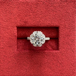 2 Carat IGI Certificate E Color VVS2 Clarity Round Brilliant Diamond Halo Engagement Ring Pave ring Lab Grown Diamond Platinum