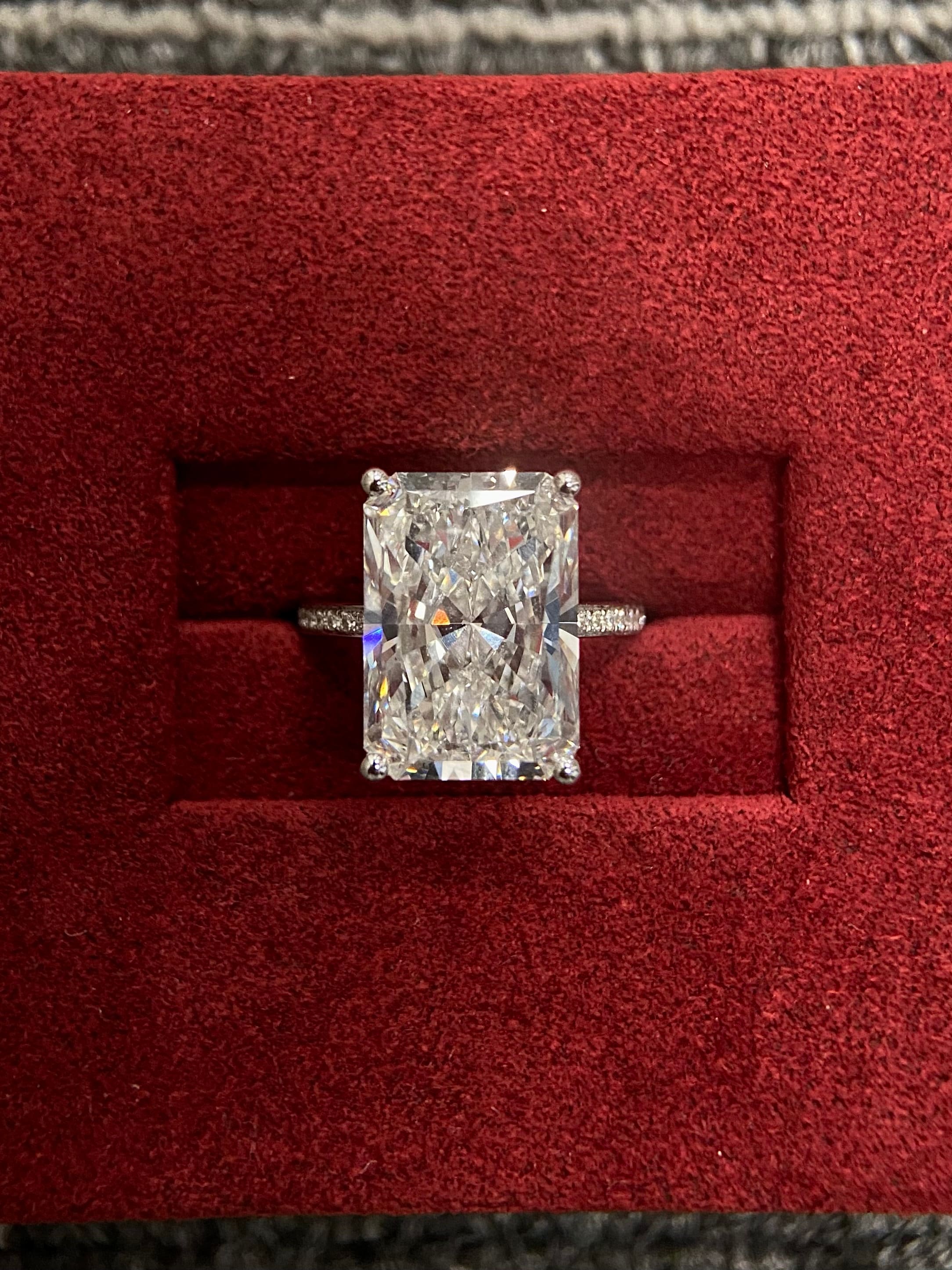 Radiant Cut 10 carat E Color VS1 Clarity Lab Grown Diamond Engagement Ring 18K white Gold Ring Low Set Diamond Ring 10CT