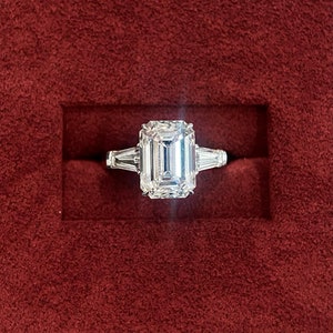 5 Carat Emerald Cut Lab Grown Diamond Ring, 3 Stones Ring, 18k White Gold Ring, Emerald Cut Engagement Ring, Promise Ring, IGI Certified