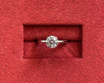 1 Carat Round Cut Lab Grown Diamond Ring / Minimalist Solitaire 4 Prongs Thin Ring / Round Cut Diamond Engagement Ring