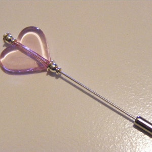 Pretty in Pink Heart Stick Pin.........Lot 144