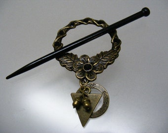 Steampunk Shawl Pin... Lot 220-8