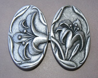 Nicky Epstein Lilies Cloak Clasp, Antique Silver Finish...Lot #875