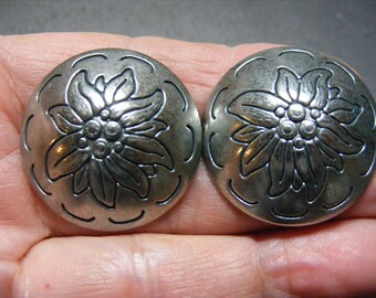 Large Floral Engraved Silver Tone Buttons, lot of 2 ....Lot #1321