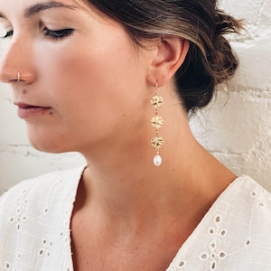 Three Flower and pearl dangle earrings, flower and pearl earrings, pearl earrings, pearl and flower earrings for bridesmaids, bridal pearls