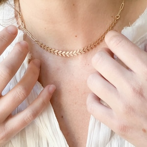 Adjustable Gold Chevron and Paperclip Chain Necklace, gold herringbone necklace, gold Arrow Choker, chevron style necklace