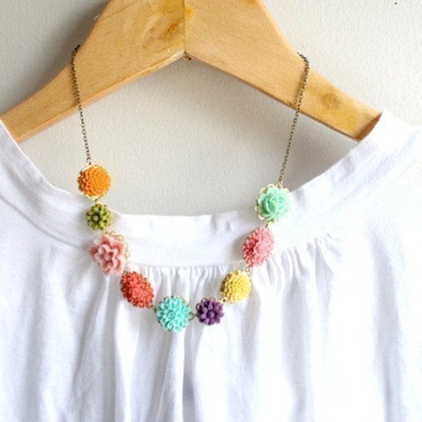 Posy Necklace