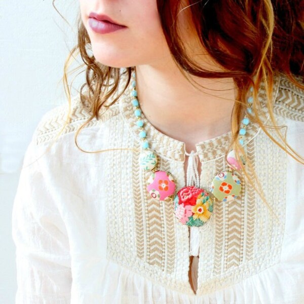 The Vintage Rose Statement Necklace