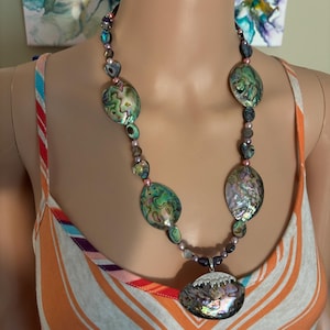 Abelone Under The Sea Pendant Beaded Necklace