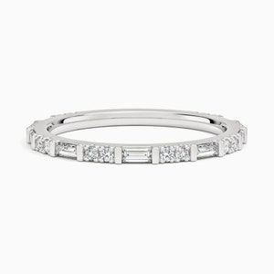 Alianza de bodas con diamantes cultivados en laboratorio: oro blanco de 14 quilates, talla baguette y redonda